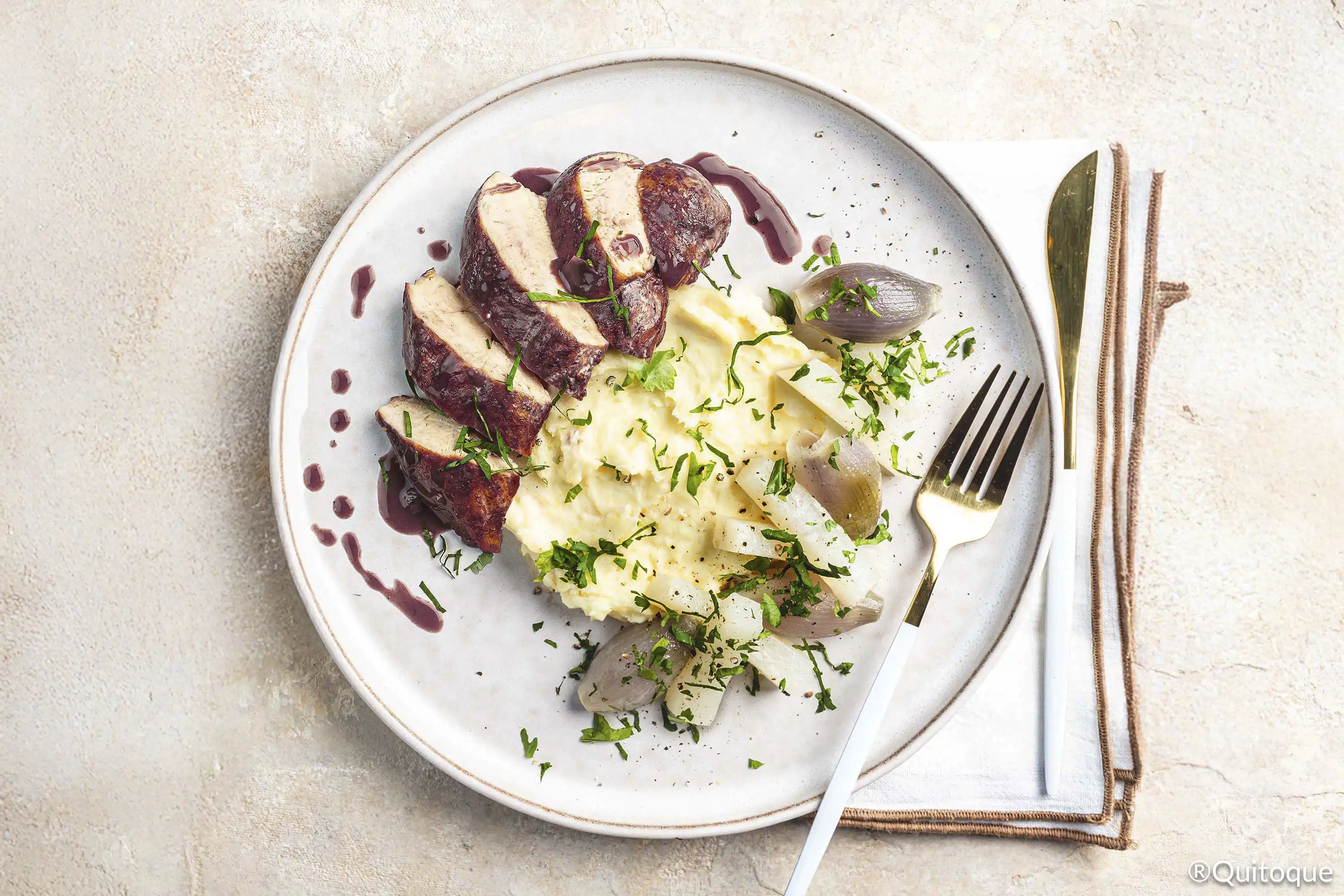 Recette Quitoque : Poulet sauce vin rouge, poivre fumé